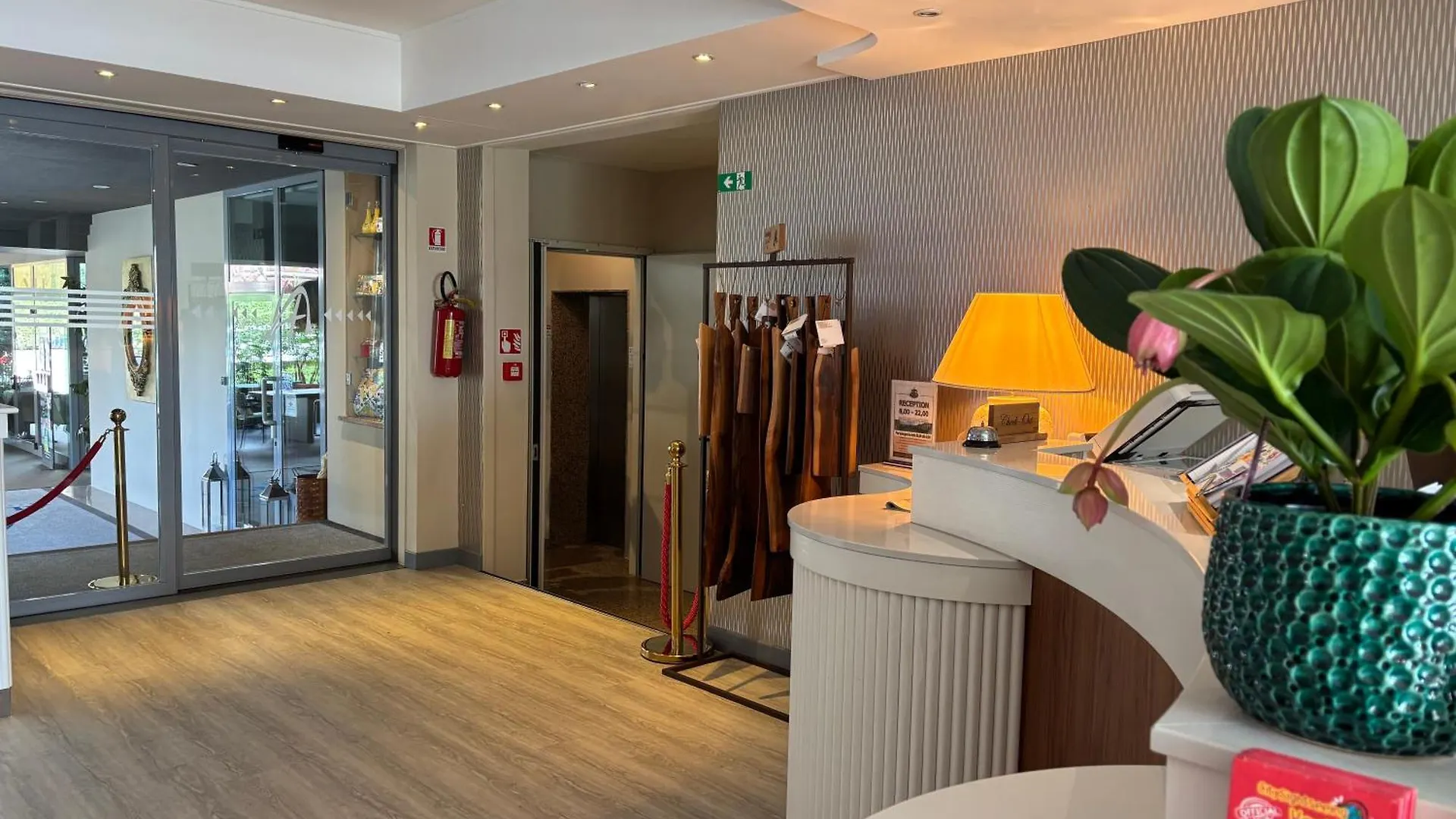 Hotel Alfieri Sirmione 3*,