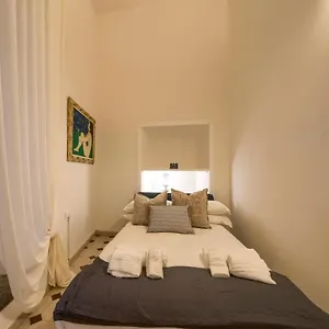  Apartment La Casa Di Bruna E Giordano In Santo Spirito Italy